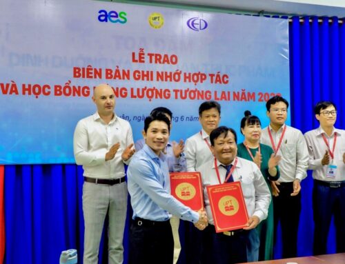 Ceremony of awarding memorandum of cooperation and Future Energy scholarship to students of Phan Thiet University, Binh Thuan
